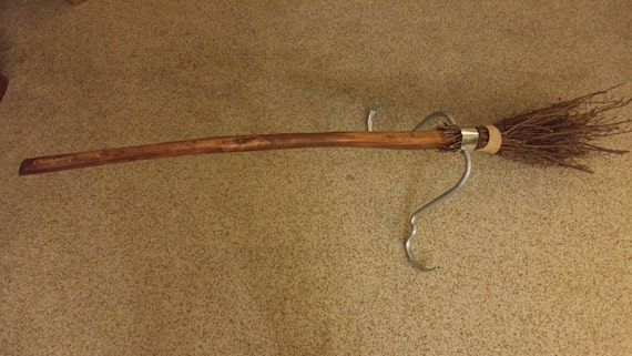 nimbus 2000 toy vibrating Vibrating Harry Nimbus 2000 Broom Toy NIMBUS 2000 HARRY POTTER VIBRATING  BROOM TOY 34