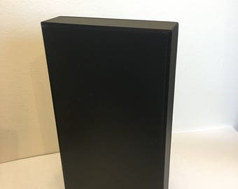 2001: A Space Odyssey, Black Alien Monolith Obelisk