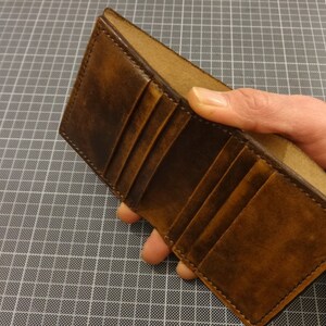 Cartera plegable hecha a mano, cuero de grano completo curtido vegetal, cosido a mano, personalización gratuita