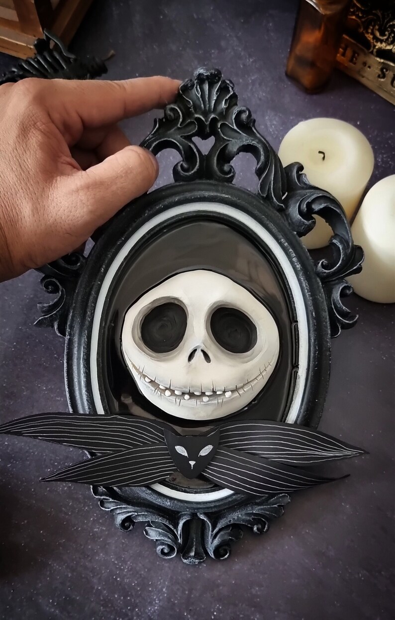 JACK FRAME- Spooky Home Decor Jack Skellington Frame Halloween Decor ...