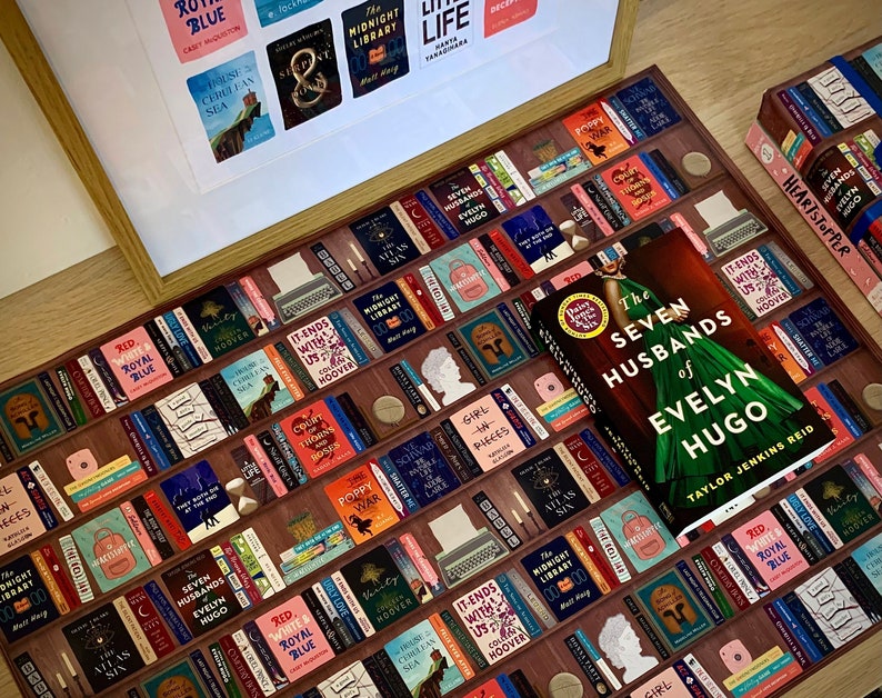Modern Books Wrapping Paper | Bookish Gift Wrap | 660mm x 480mm | BookTok - ACOTAR, Colleen Hoover, Song of Achilles and more! image 2