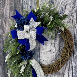 Blue Hydrangea Christmas Wreath: Silver Sparkle, Winter Door Decor