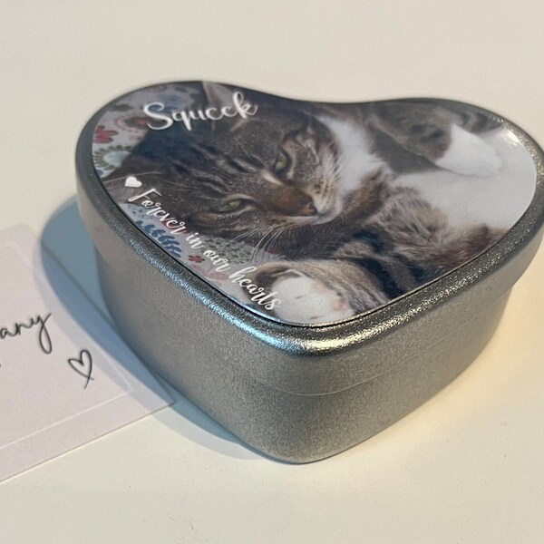 Memorial tin - Pet fur keepsake - photo keepsake