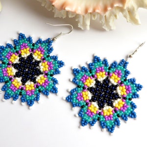 Multicolored flower earrings Huichol earrings Native Mexican earrings Seed bead earrings Beaded flowers Colorful earrings Mexico earrings