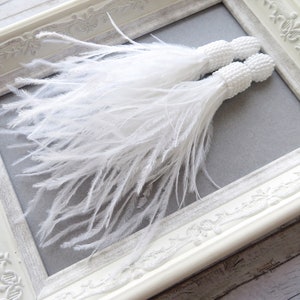 White Fringe Ostrich Feather Earrings Long Beaded tassel earrings Oscar earrings White clip on tassel earrings Seed bead Bridal Jewelry
