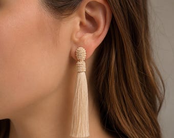 Ivory silk tassel Beaded tassel earrings Stud tassel earrings Long Oscar earrings Ecru clip tassel Cream earrings Seed bead beige earrings
