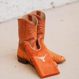 Texas Longhorns Boot Jack | Official UT Austin Licensed Boot Puller | Perfect Gift for Students, Alumni, and Fans | Hook &#39;Em | Graduation