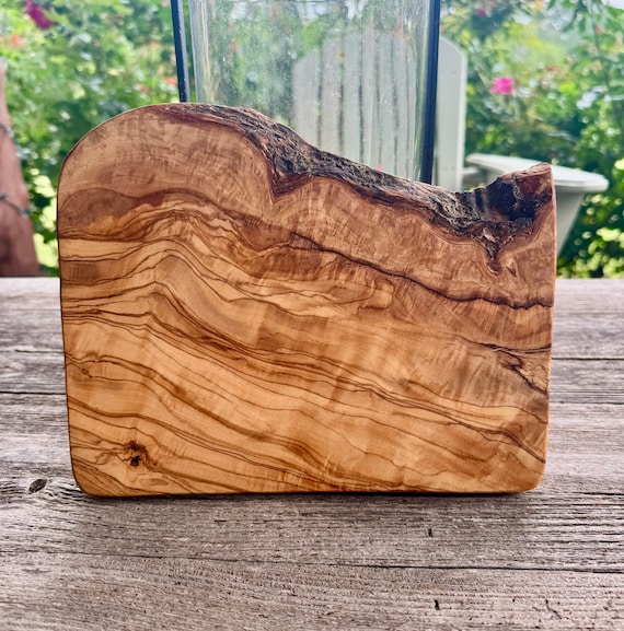 Benutzerdefinierte Live Edge Rechteck Olivenholz Schneidebrett | Blank oder  graviert | Firmenlogos, Collegelogos, Bilder, Wrter & mehr!| Werbegeschenk  - Etsy.de