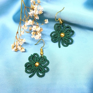 Four leaf clover earrings, St. Patrick earrings, Irish gifts, Shamrock earrings, St Patricks day gift, Emerald earrings