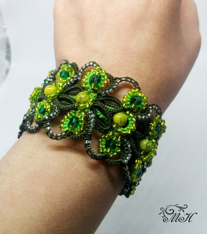 Tatting Tutorial Bracelet Frevolite Tatted Lace jewelry Chiacchierino Shuttle Tutorial Pattern Ankars