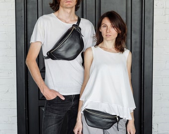 nike giant fanny pack