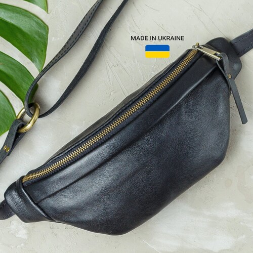 small black leather fanny pack