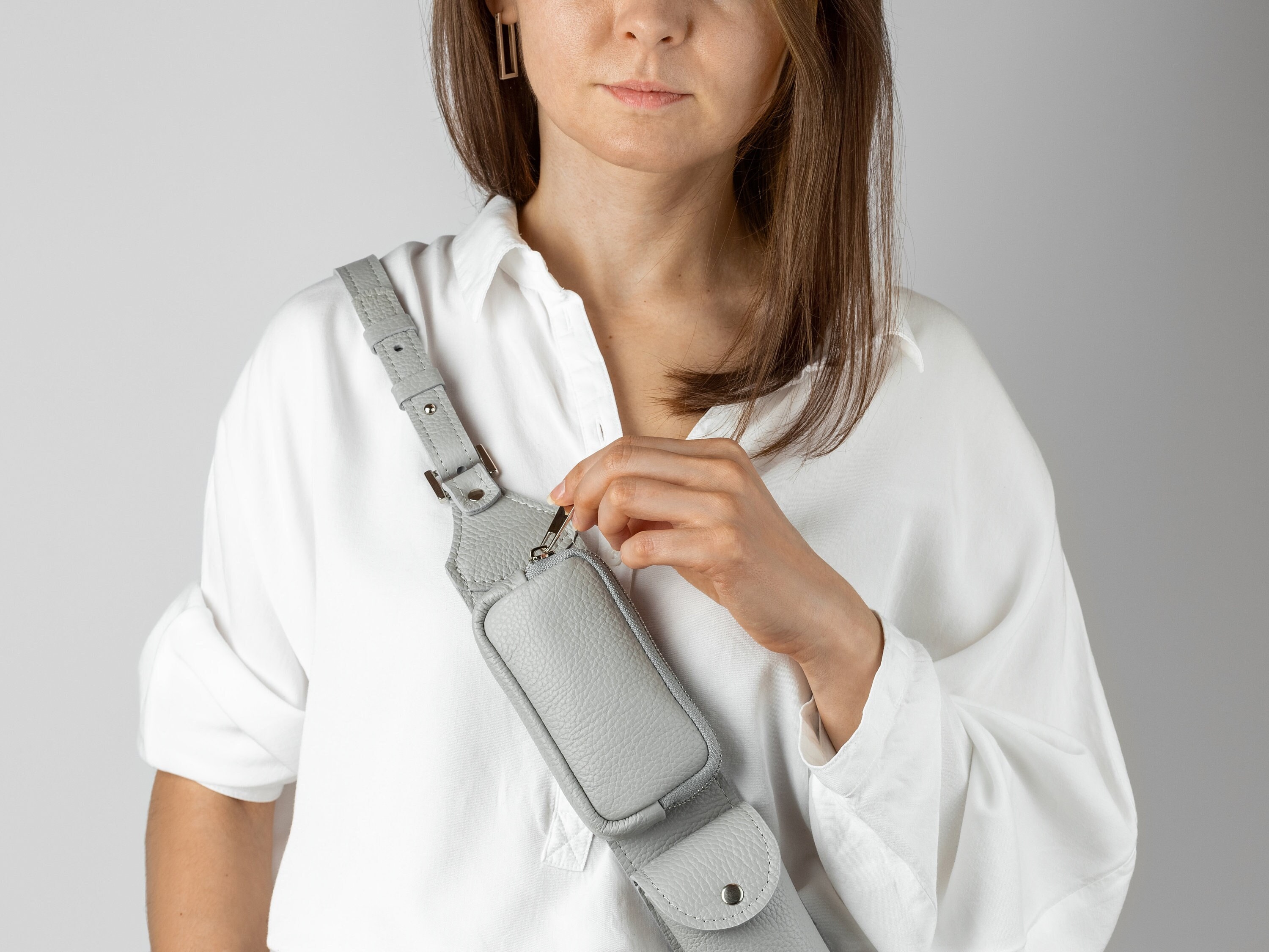 Portafoglio A Tracolla Per Telefono In Pelle Nera – Marsupio Universale Con Tracolla Regolabile, 2 Scomparti + 3 Tasche, Per Uomo - 3