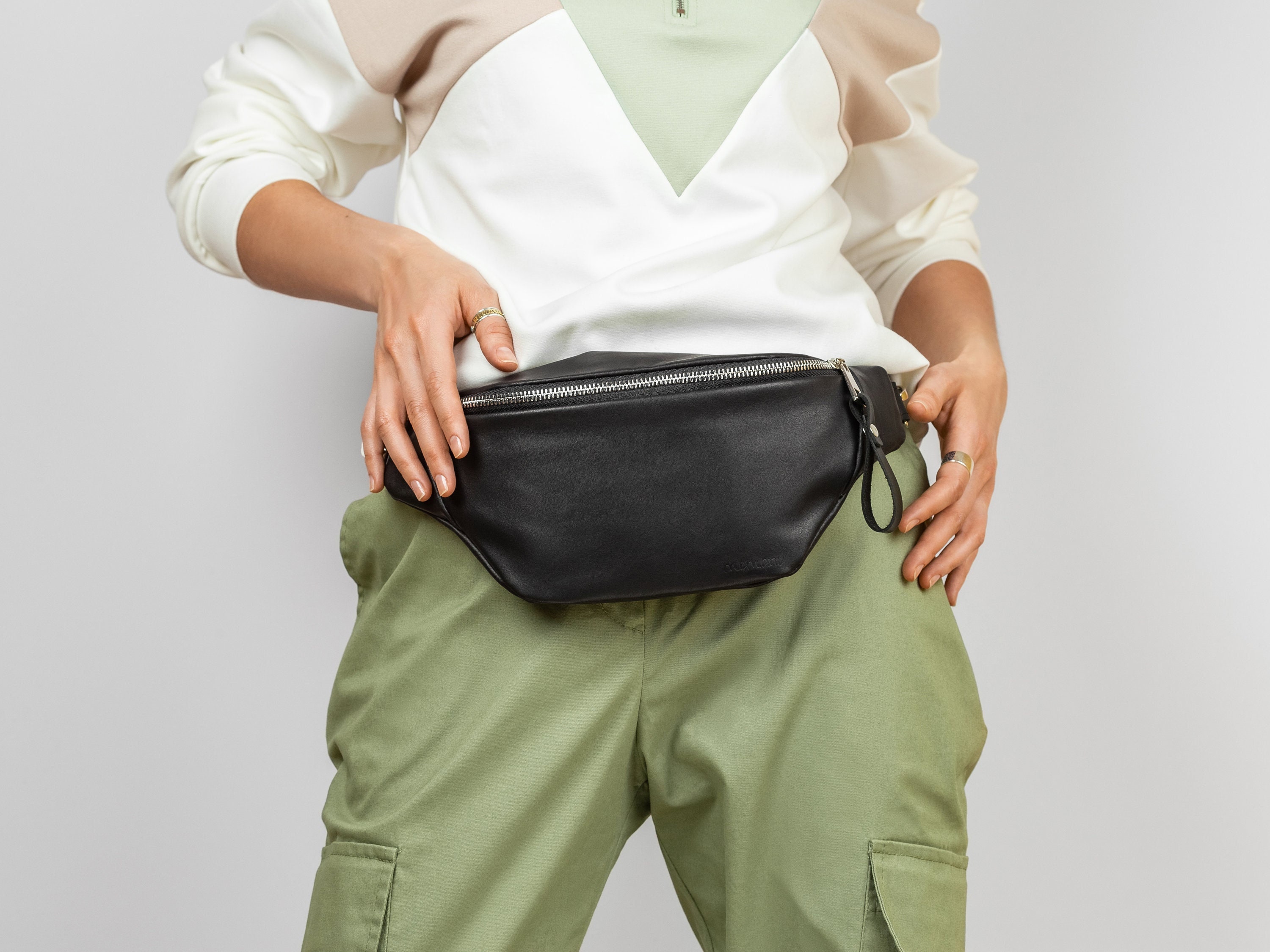Custom Vegan Leather Designer Mens Hip Belt Pouch Bum Waist Bag