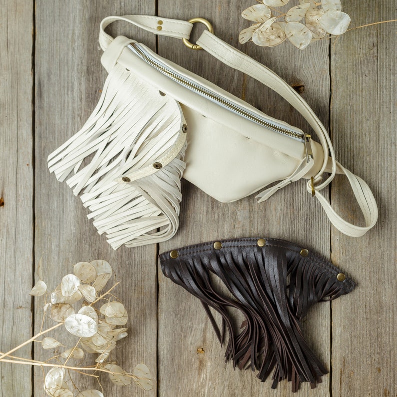 Beige leather fringe fanny pack Leather bum bag Fanny pack festival Small waist bag Burning man hip bag Fringe crossbody bag Bum bag white