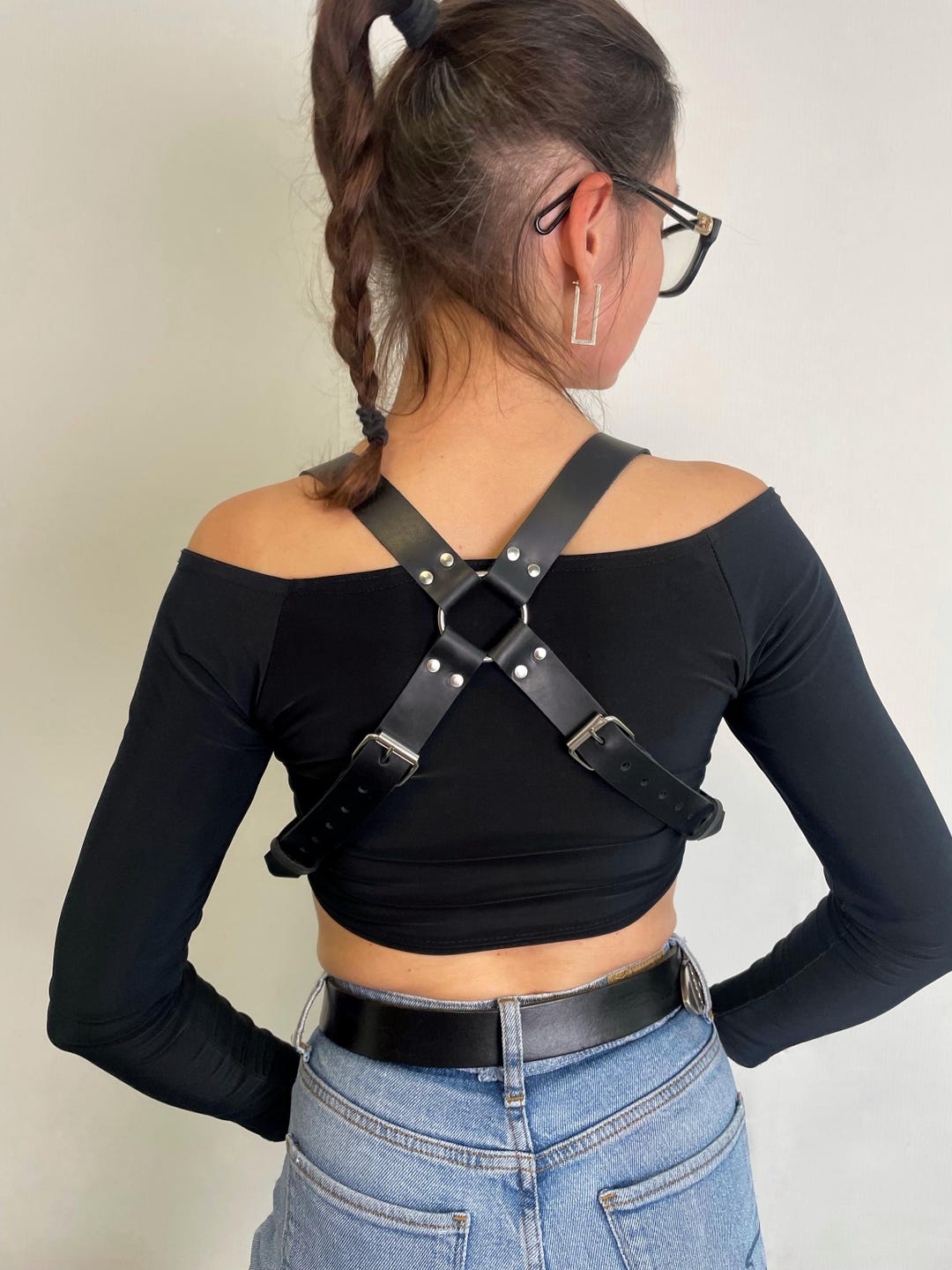 Women Leather O Ring Chest Harness, X Back Suspenders Belt  display picture 2