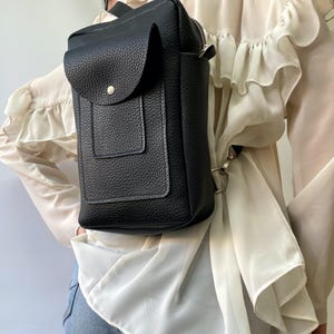Petit sac à dos de voyage esthétique convertible Grand sac à bandoulière en cuir pour femme Sac à bandoulière oversize Mini sac à dos végétalien fait main