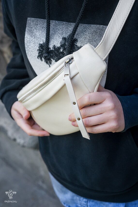 The Best Fanny Packs Of 2023 Reviews By Wirecutter, 57 OFF