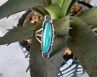 Vintage Sterling Silver and Sleeping Beauty Turquoise Elongated Victorian Ring