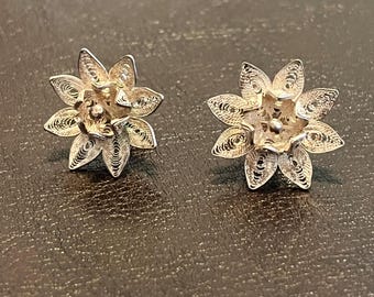 Antique Sterling Silver Filigree Flower Stud Earrings Floral Unique Vintage