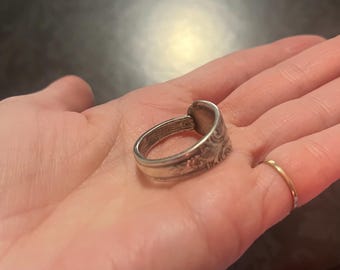 Antique WM Rogers Mfg Co Silver Plated Spoon Ring SIZE 12