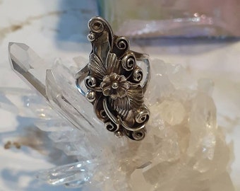 Vintage Sterling Silver Flower Scroll Filigree Design Long Ring Antique Floral Swirls Leaves