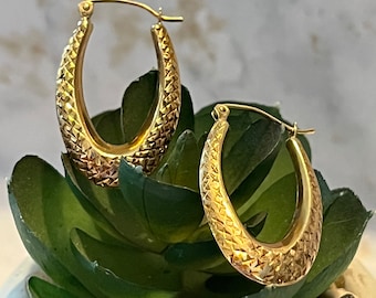 Vintage Yellow Gold Hoops Lightweight And Comfy Dainty