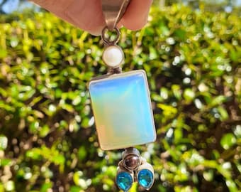 Vintage Moonstone Sterling Silver and blue Topaz Gemstone and Tahitian Pearl Pendant Iridescent Holographic Boho Hippie