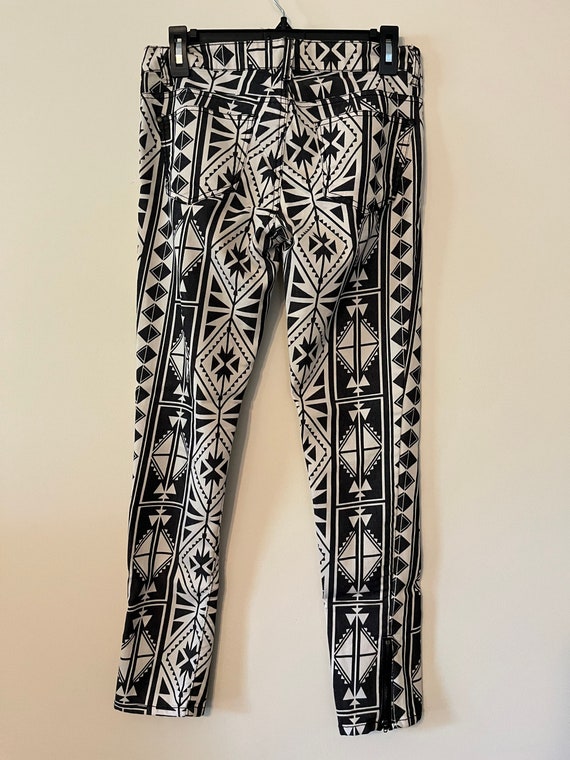 Black And Off White Aztec Print Triangles Jeans P… - image 7