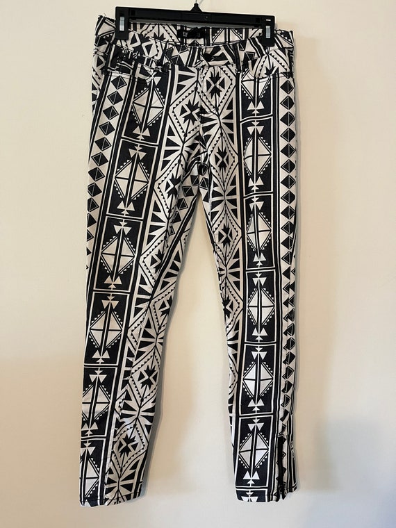 Black And Off White Aztec Print Triangles Jeans P… - image 1