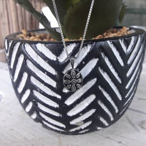 Vintage Sterling Silver Sunflower Flower Minimalist Necklace image 2