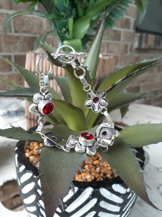 Vintage Retro Blood Red Garnet and Sterling Silver