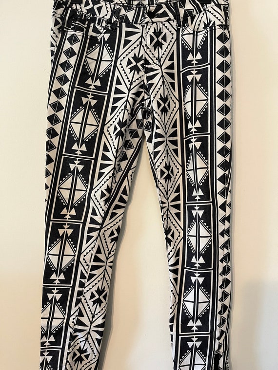 Black And Off White Aztec Print Triangles Jeans P… - image 2