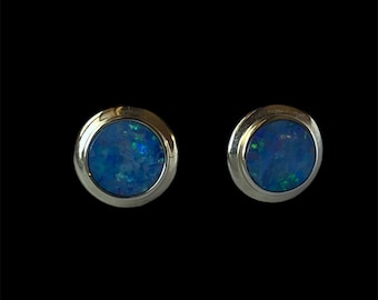 Vintage Australian Fire Opal Stud Earrings: 14k Yellow Gold Fire Iridescent