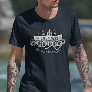 Ogopogo Lake Monster Soft Vintage Men&#39;s Tri-Blend Crew Tee