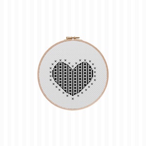 Lace Heart Cross Stitch Pattern, Valentine's Cross Stitch, Galentines Gift for Her, Valentines Decor, Quick Valentine's Gift, DIY Quick Gift image 4