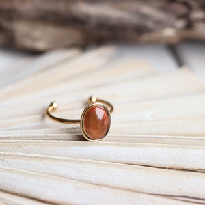 Bague d'humeur | bague en acier inoxydable | réglable | pierre ovale | bijoux d'ambiance | bijoux aux couleurs changeantes | bague qui change de couleur