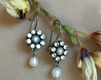 Earrings with Cubic Zirconium, freshwater pearls  and Sterling Silver