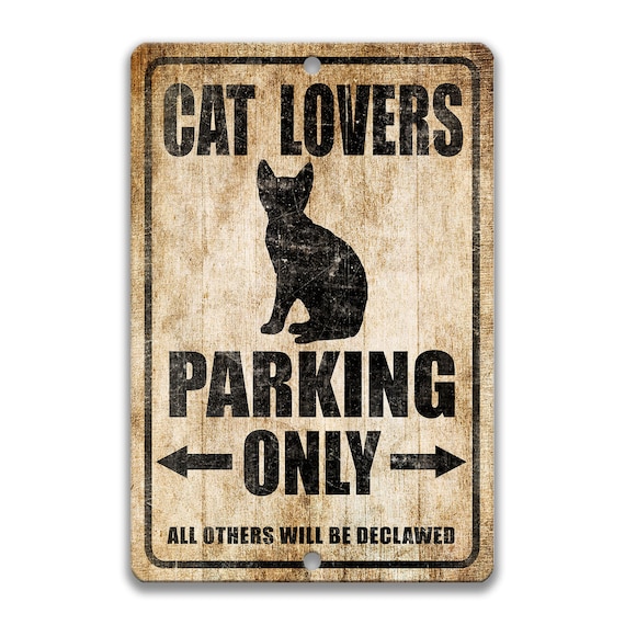 Cat Sign, Funny Cat Gift, Family Cat Decor, Cat Lovers Sign, Cat Art, Family Pet Parking Sign, Barn Cat Parking, Cute Cat Sign S-PRK030