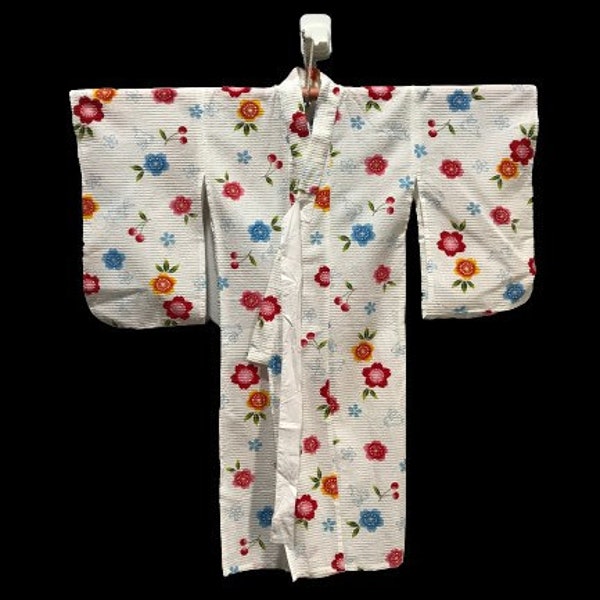 MEGA SALE !! Vintage 70s Kids Yukata Kimono Japanese Traditional Wear Flower Motif Winter Kimono Robe Japanese Designer Brand