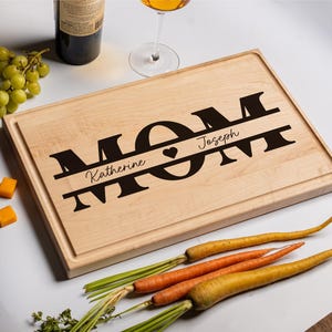 Personalized Mothers Day Gift, Custom Cutting Board, Personalized Gift for Mom, Wife, Unique Gift for Grandma, Mom Birthday Gift for Her