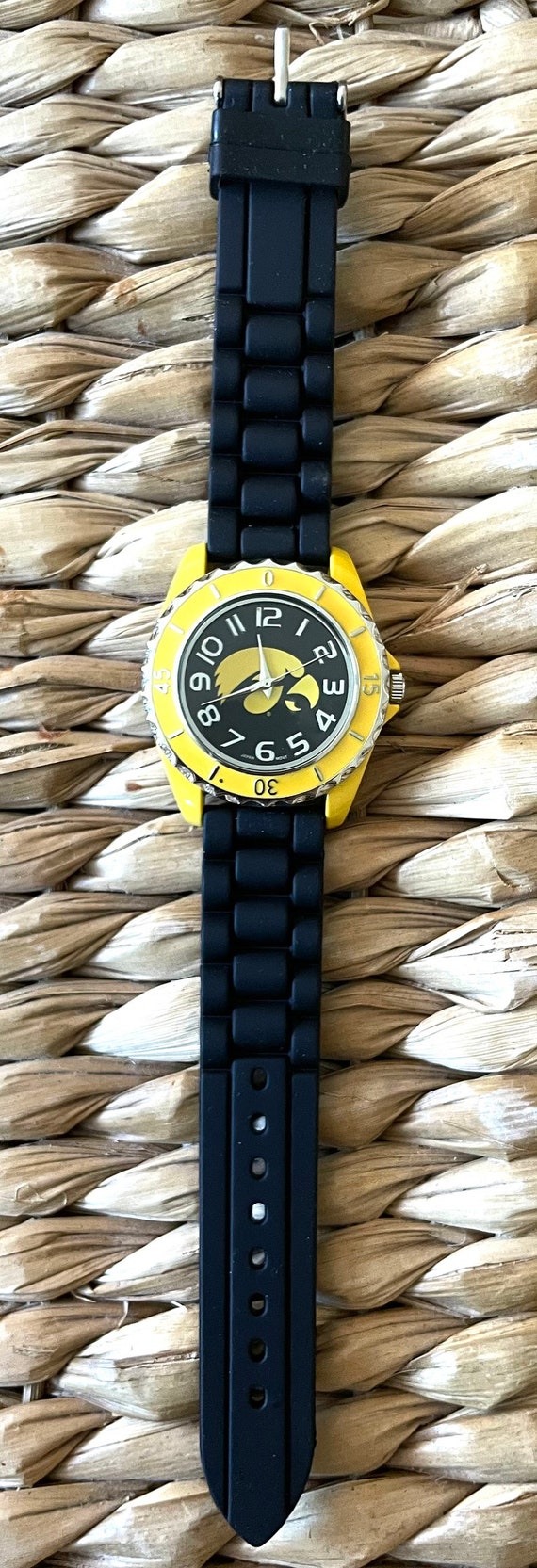 Iowa Hawkeye unisex watch - image 1