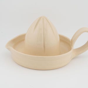 Citrus Juicer (handmade ceramic table top juicer, orange, lemon, lime, grapefruit, reamer)