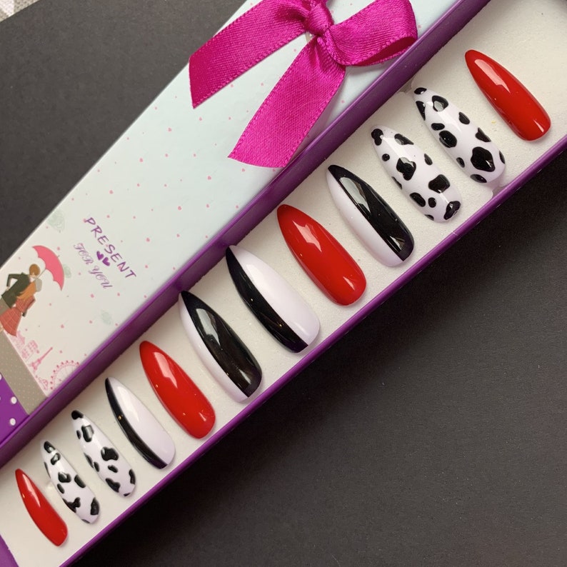 A Set of Hand Painted False Nails. Full Cover. XL Stiletto or Etsy UK