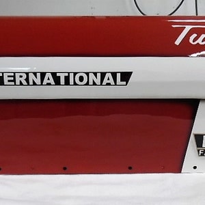 Tractor mailbox, Custom mailbox