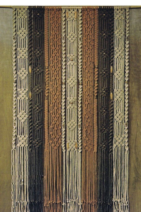 Macrame Wall Hanging PDF Pattern Book. digital download. vintage macrame. vintage pattern. macrame pattern. craft pattern. fiber art