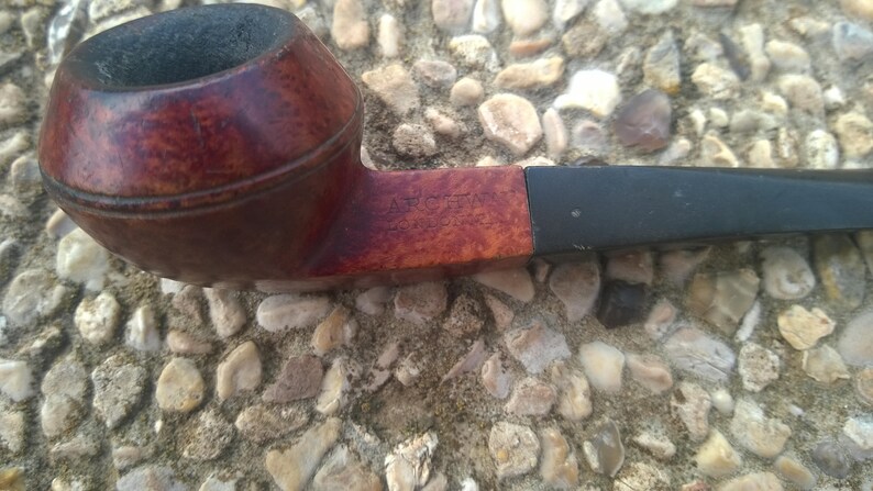 Classic Smoker/'s Tobacco Pipe made by ARCHWAY