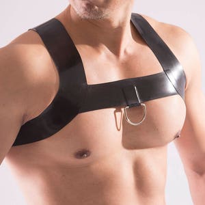 Men&#39;s Rubber Chest Harness with D-ring. 0.8mm Heavy weight latex