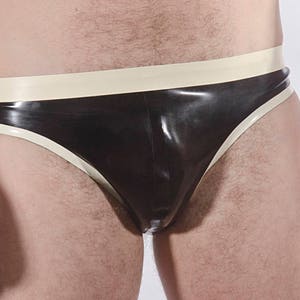 String-Stil Gummi-Schlüpfer, kontrastfarbene Taille und Kantenbesatz.  0,5 dicke Latex