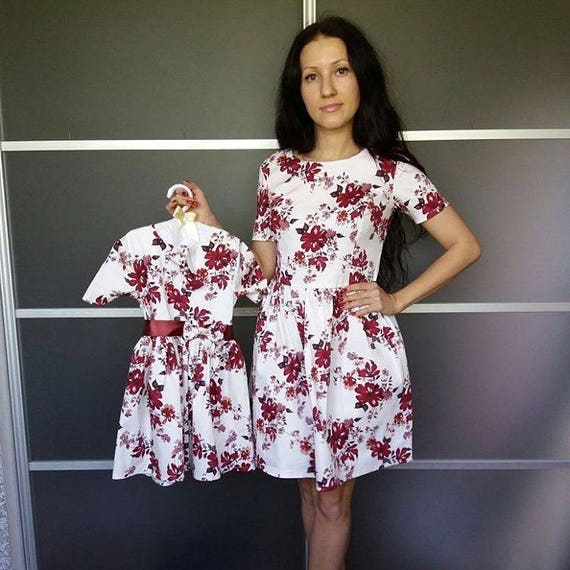 mom and daughter matching summer dresses